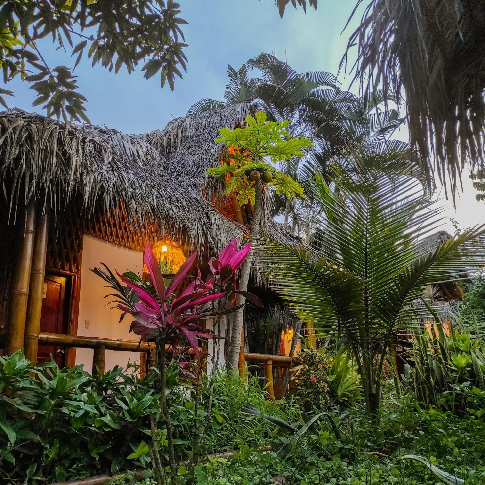 Montanita Cabanas Exterior photo